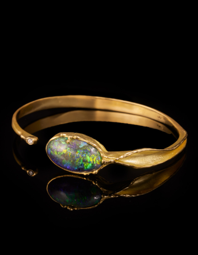 Andamooka Opal Armreif / 750er Gelbgold - 3450 €