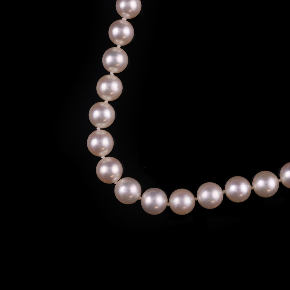 Perlenkette in Creme Farbe – 1.890 €