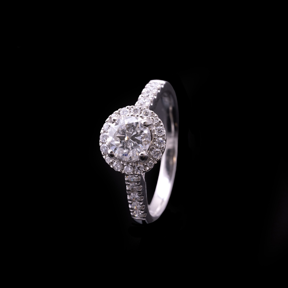 Halo Solitär Diamant Ring / 750 Weißgold – 5.850 €