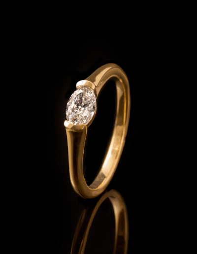 Ring mit Lab-Grown-Diamanten / 585er Gelbgold – 1.550 €