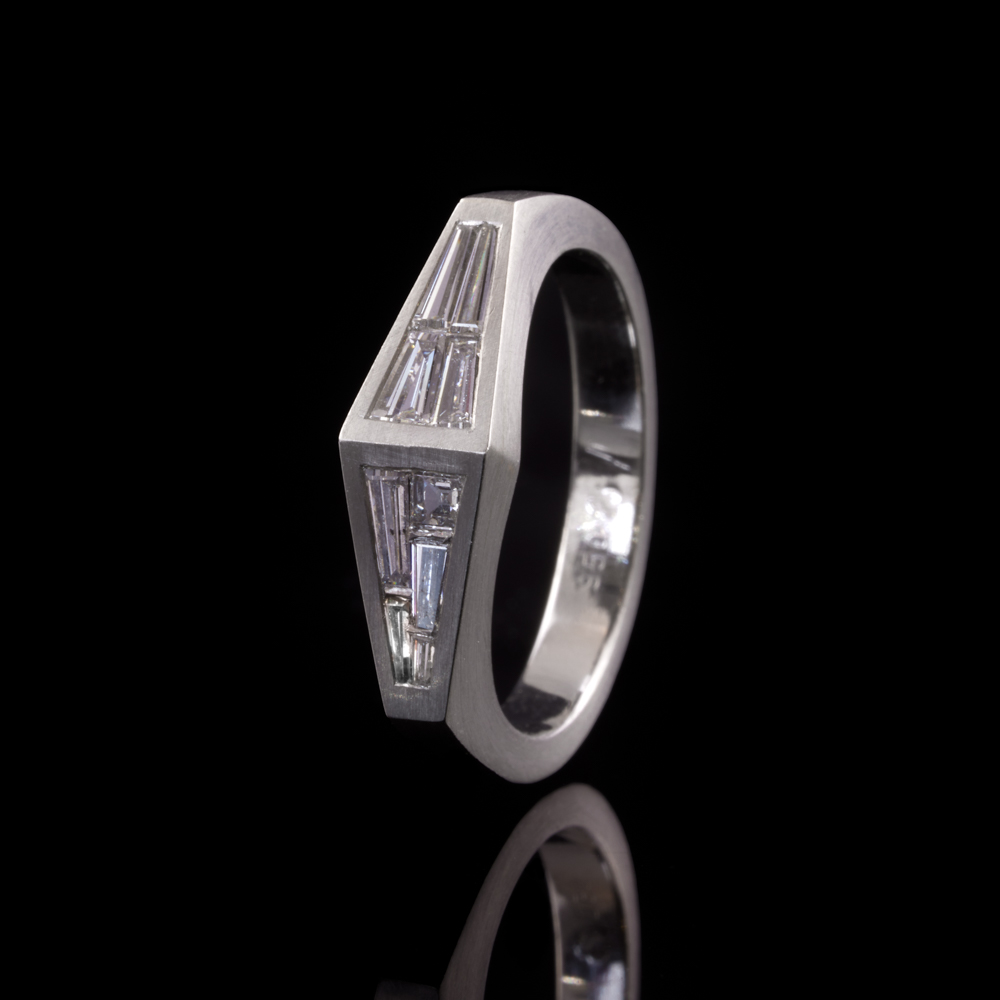 Platin Ring mit Diamanttrapezen / 950er Platin – 3.950 €