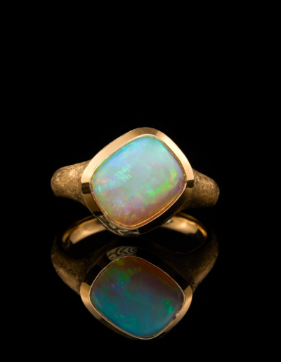 Opal Ring / 750er Gelbgold – 3.350 €